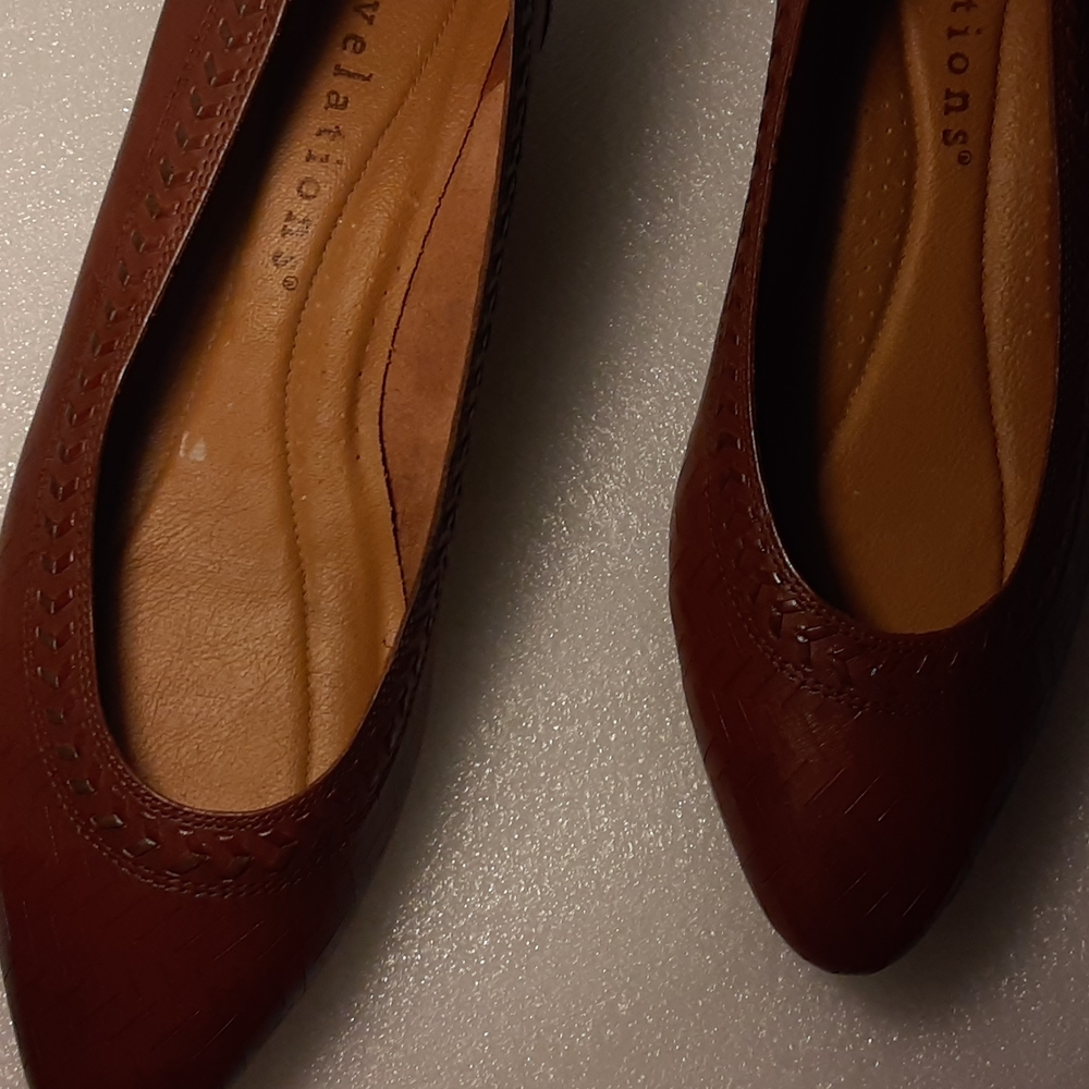 Revelations womens brown leather shoes
